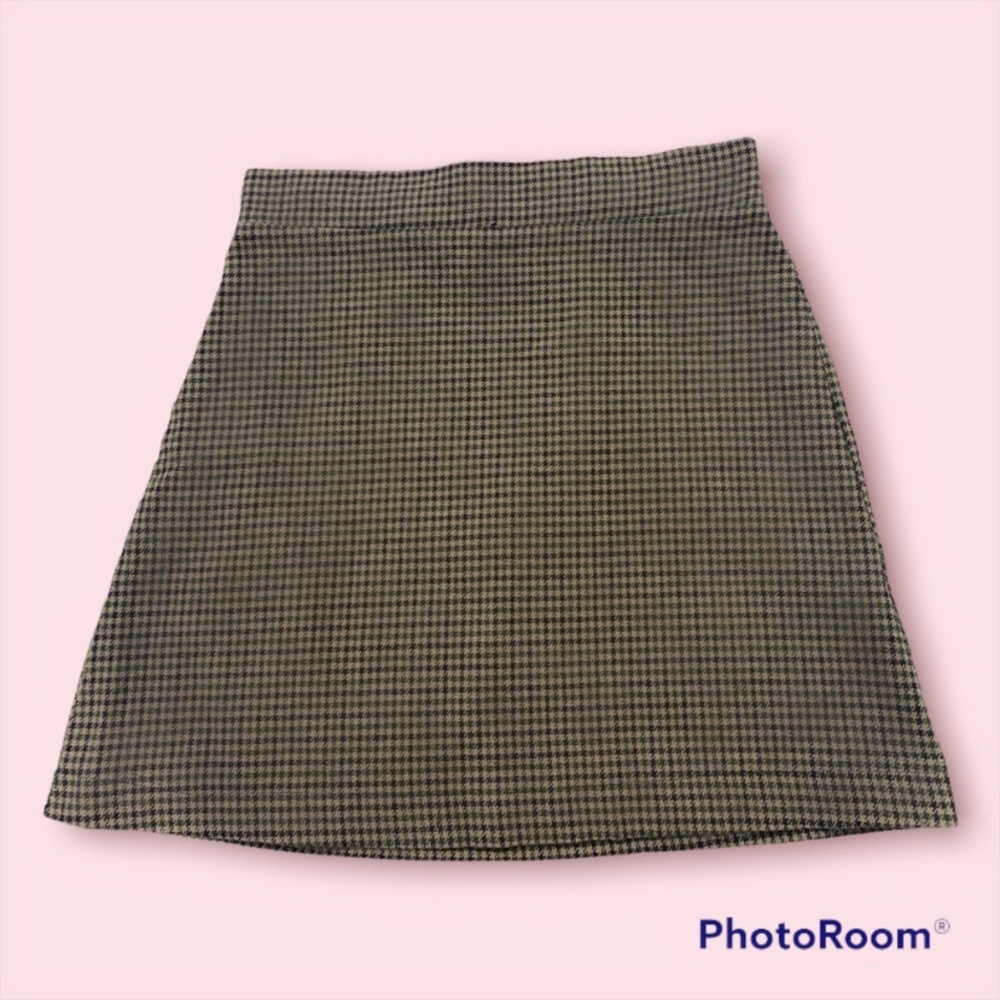 american eagle pleated skirt ⭐️